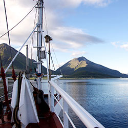 Cruise AREX 2013 on r/v Oceania