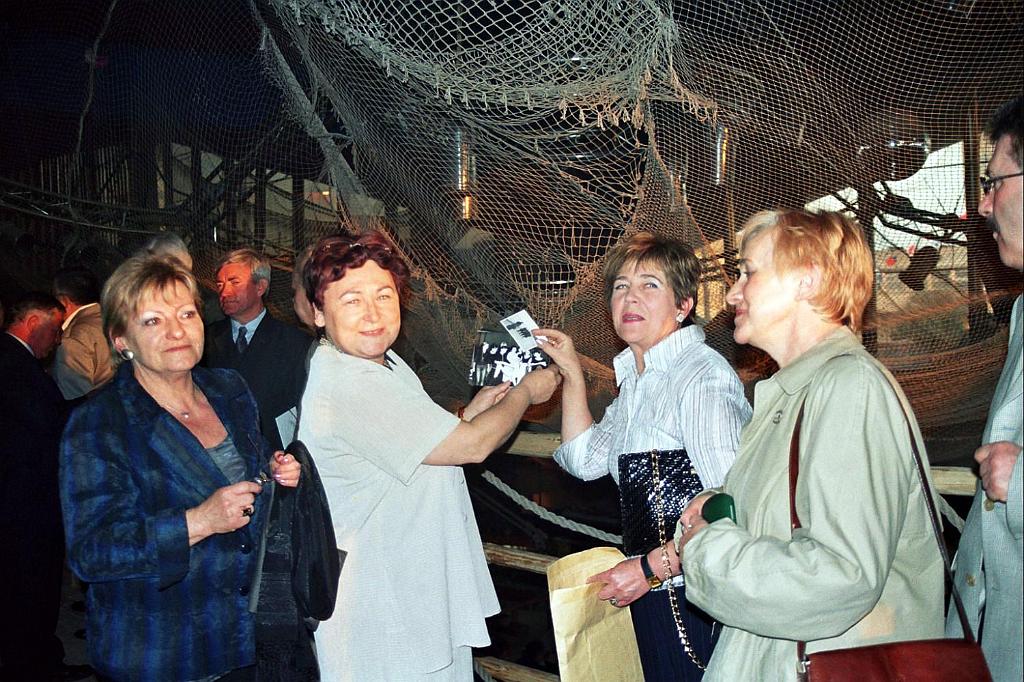 AZ08.jpg